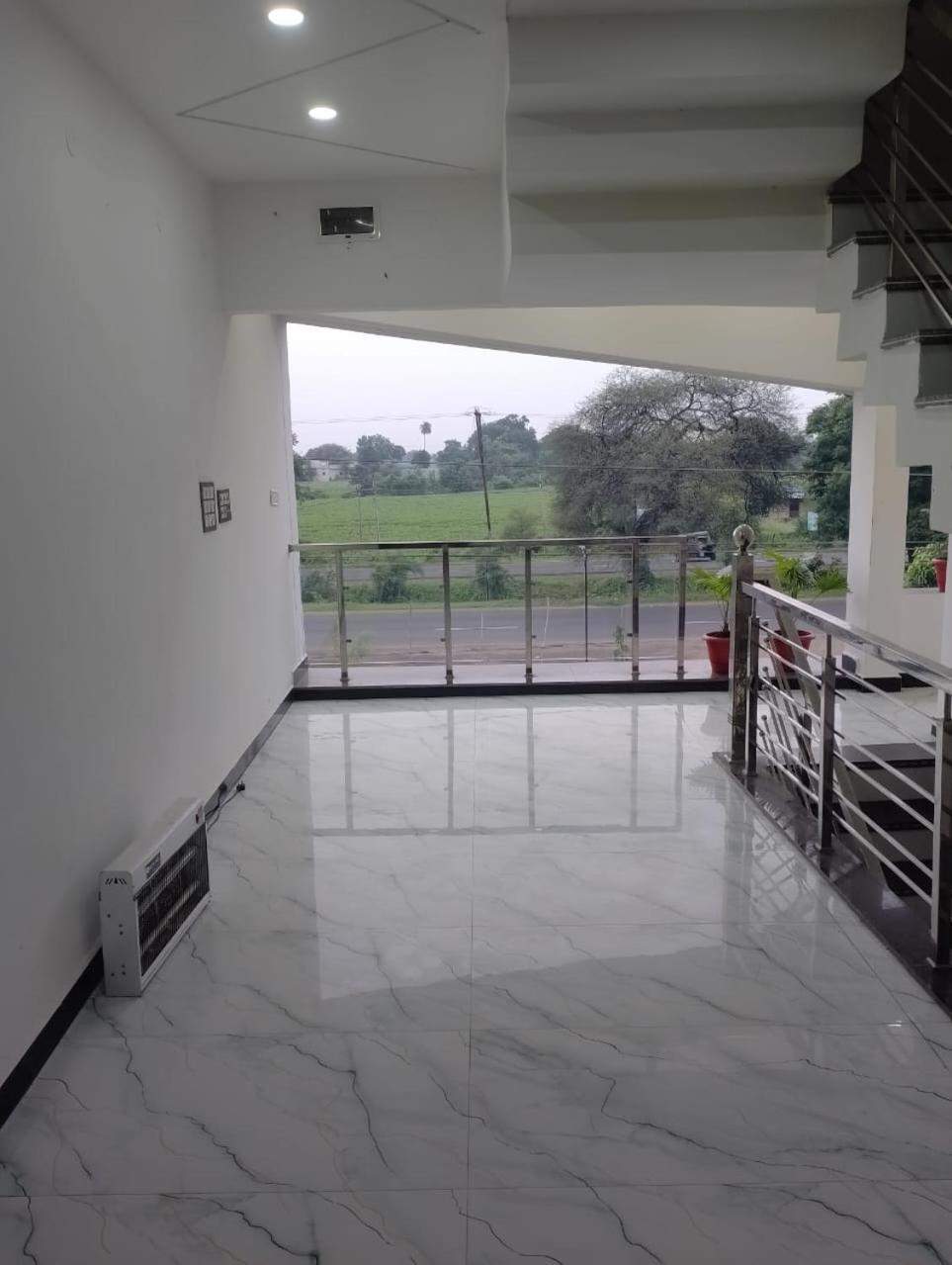 Hotel Moonlight & Restaurant Sehore Bagian luar foto